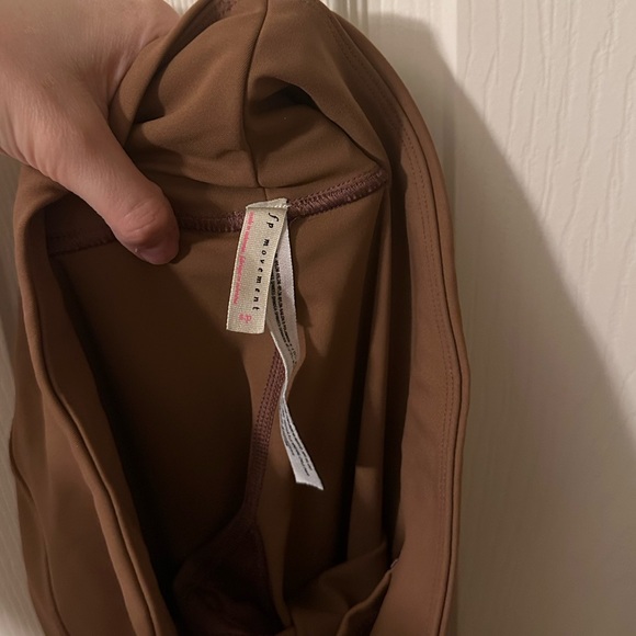 Free People Movement Revelation Yoga Leggings Brown Sz Small NWOT - Picture 7 of 9